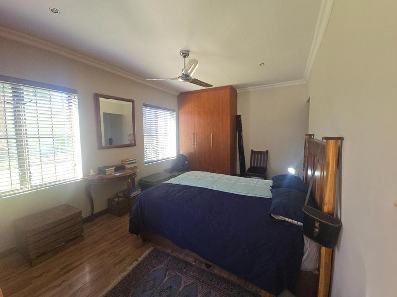 To Let 5 Bedroom Property for Rent in Lochnerhof Western Cape